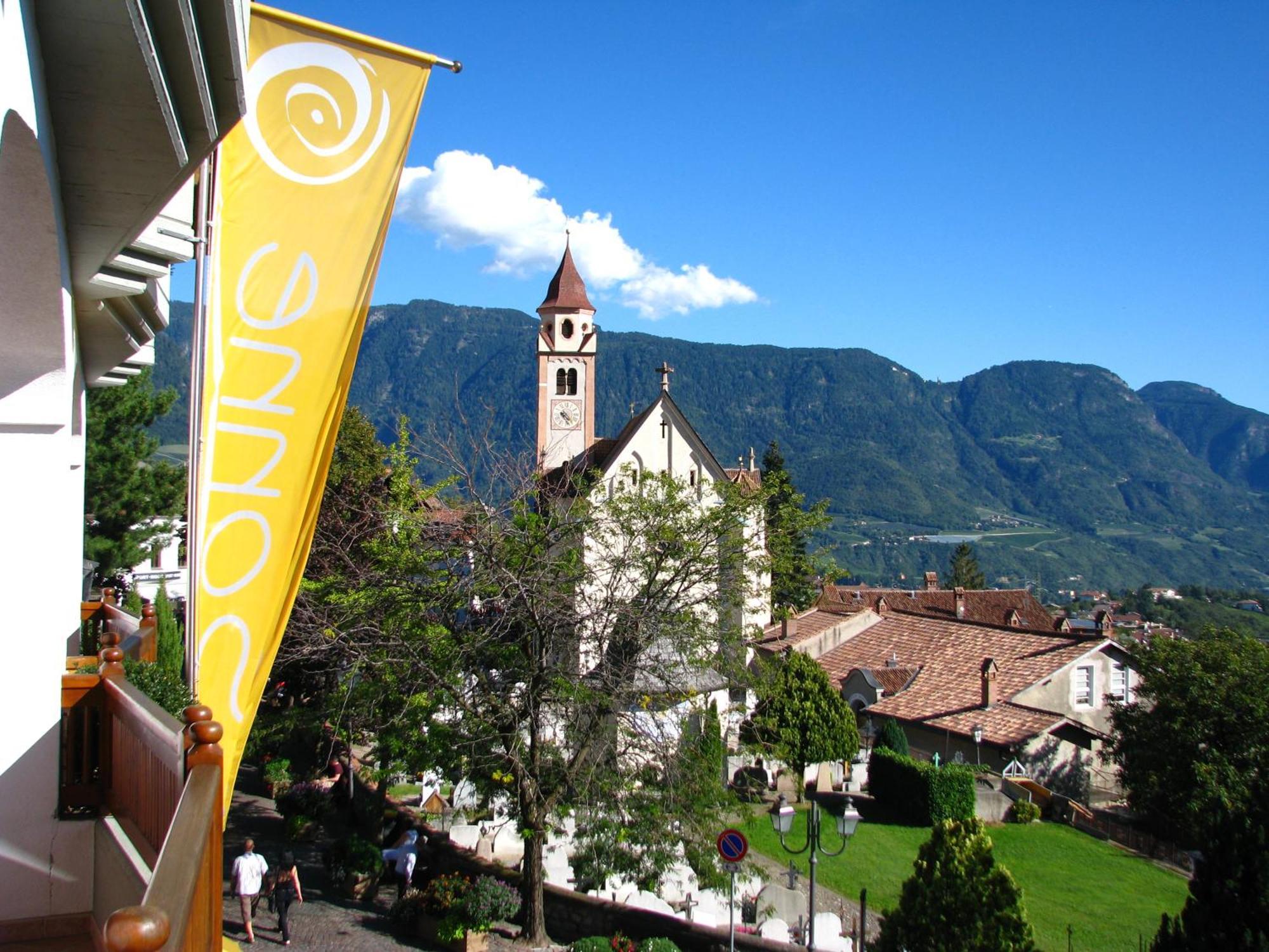 Small Hotel Sonne Tirolo Esterno foto